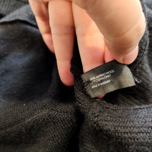 Club Monaco Sweater Dress - Picture 4 of 5